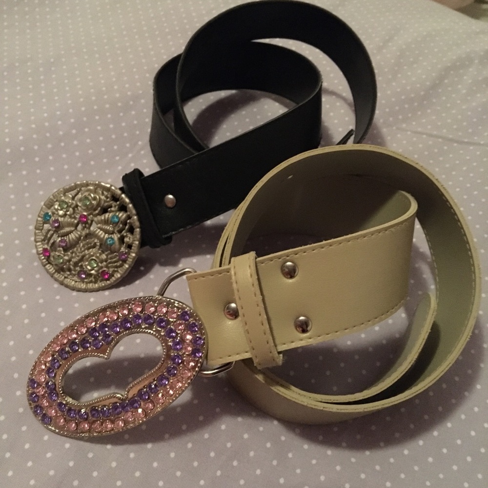 Fairycore Rhinestone belt (the black one)